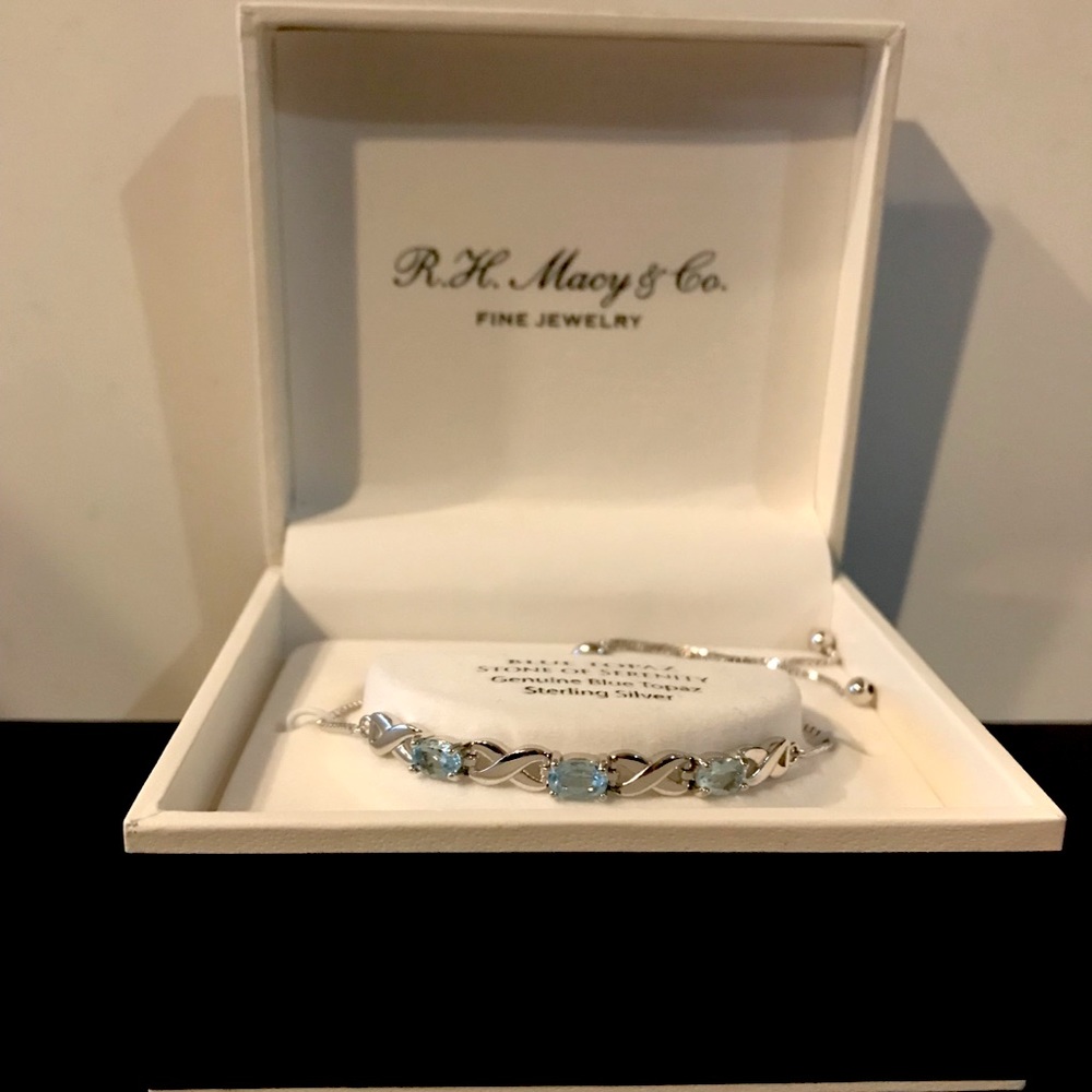 NWOT Blue Topaz/Sterling Silver Bolo Bracelet
